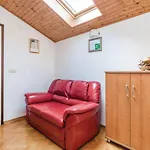 Emil Apartman *