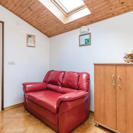 Emil Apartman *